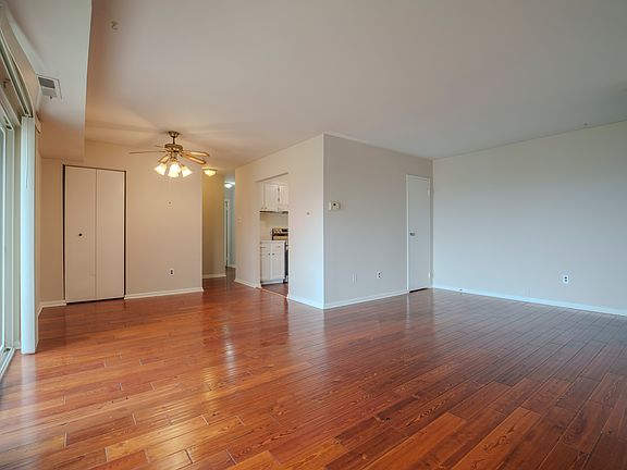 2nd image of 6147 Edsall Rd APT N