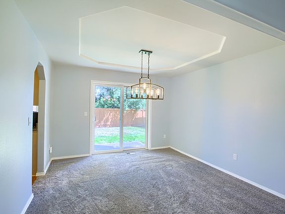 3rd image of 12715 114th Street Ct E