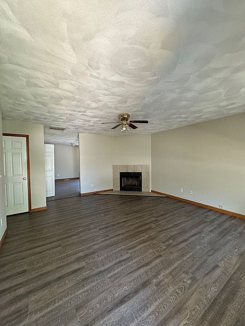 1st image of 136 Autumn Pine Dr #136