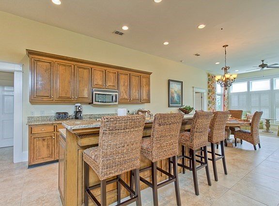 4th image of 800 Ocean Blvd Unit 209