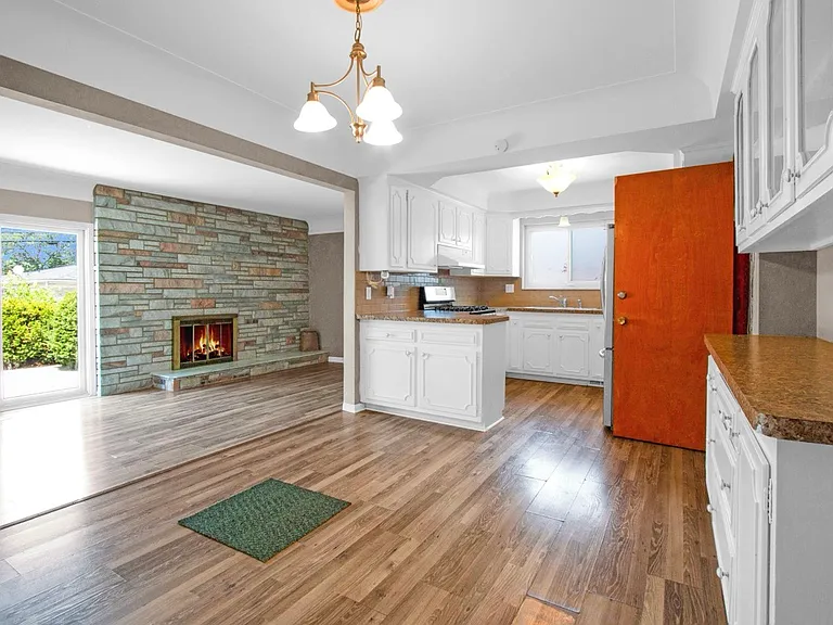 12951 Common Rd — Photo 10