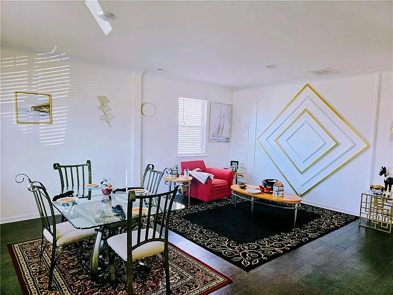 3518 English Elm Way — Photo 4