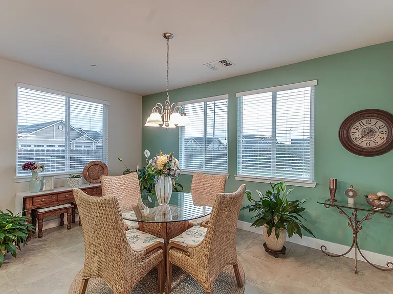 6079 E Ramona Way — Photo 6