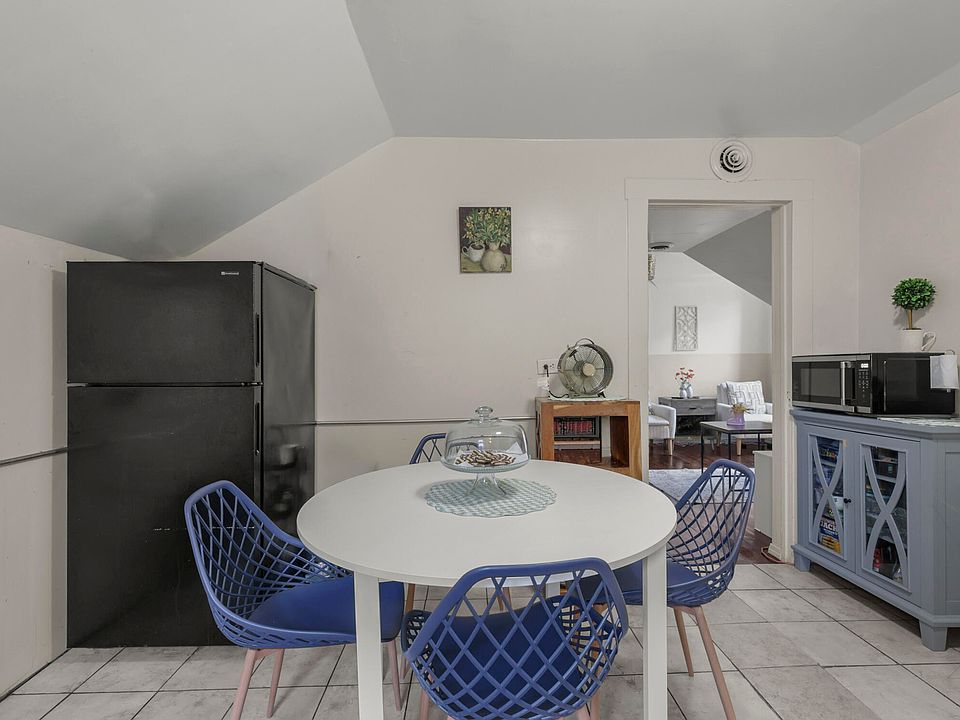 2708 Springwells St, photo 8