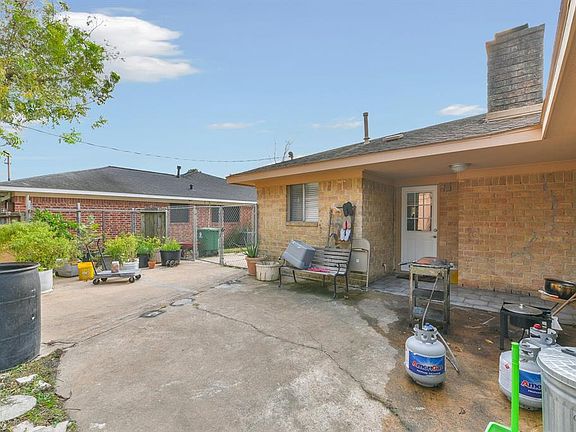 5th image of 11307 Sagemeadow Ln