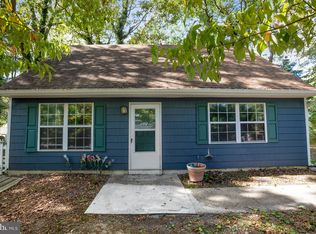 16 Centennial Rd, Sicklerville, NJ 08081