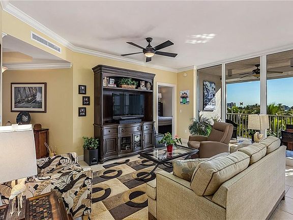 4th image of 4182 Bay Beach Ln Unit 744
