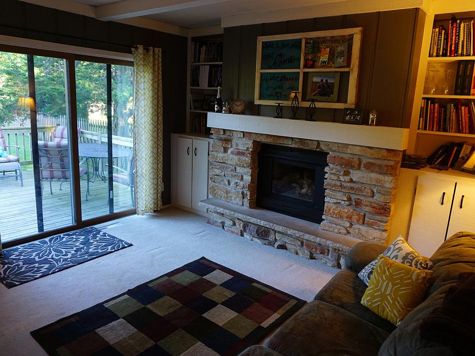 Cozy family room with gas fireplace.