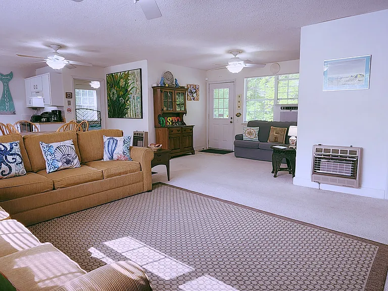 866 Crawford Dr — Photo 5