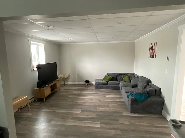 214 S Main St #B — Photo 12