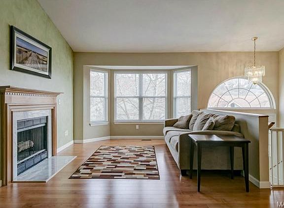 3rd image of 937 Wynstay Cir