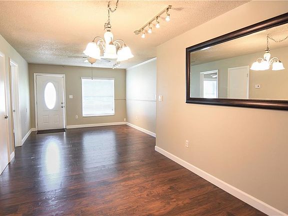 3rd image of 2208 W Mitch Ct