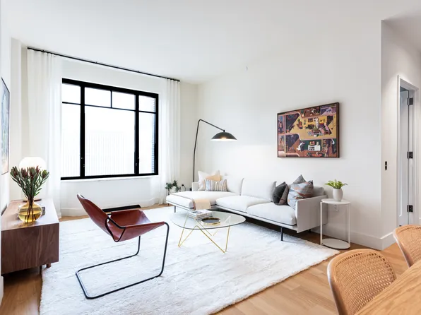 110 Charlton Street image 1 of 4