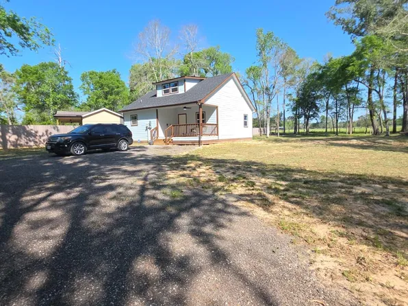 183 Charlie Pride Dr, Livingston, TX 77351