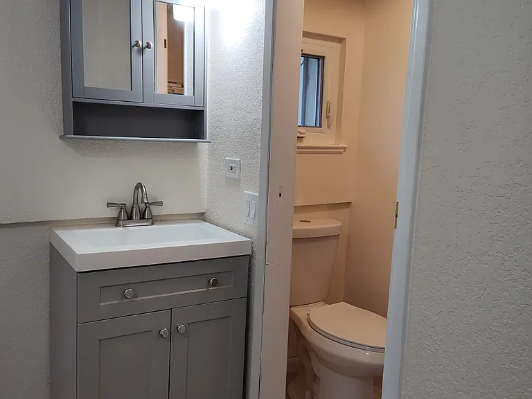 3 Pine St #3 — Photo 5