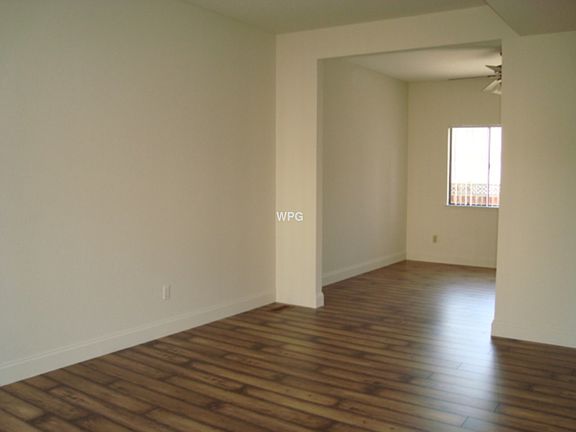 2nd image of 1450 W Latimer Ave