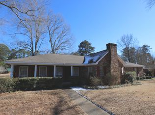 3621 Azalea Cir, Columbus, MS 39705