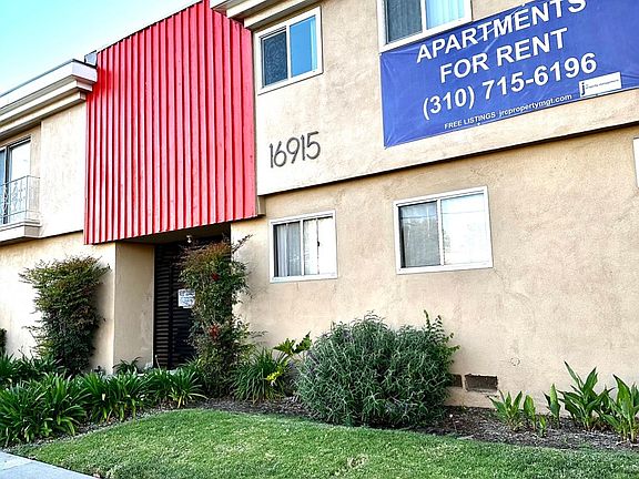 2nd image of 16915 Crenshaw Blvd #A