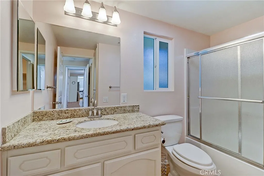 2 bed, 1079 sqft, $3,100 — Photo 4
