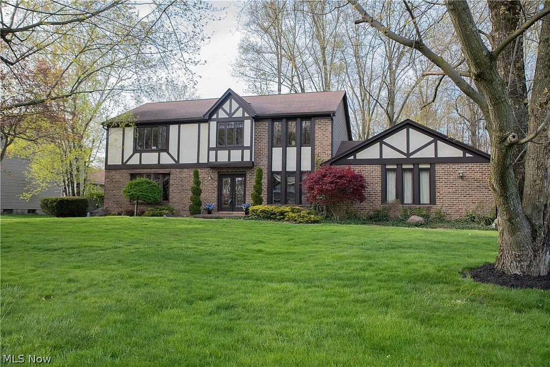 3656 Tippecanoe Pl, Canfield, OH 44406 Zillow