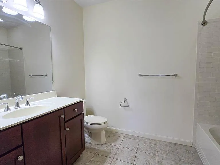 106 Canter Ct — Photo 9