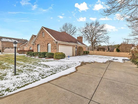 3rd image of 4112 Brookhill Dr