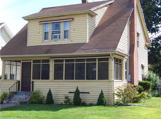 15 Benton St, Manchester, CT 06040