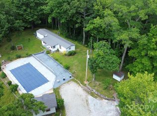 146 Marie Fisher Dr, Lake Toxaway, NC 28747