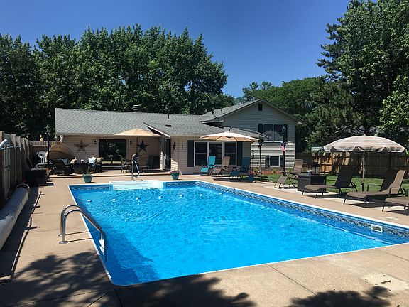 Pool & Back of House