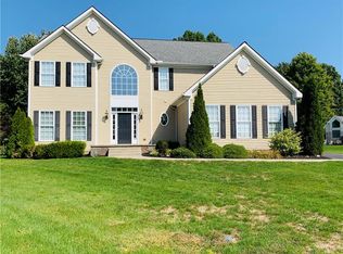 3474 Tuscarora Dr, New Castle, PA