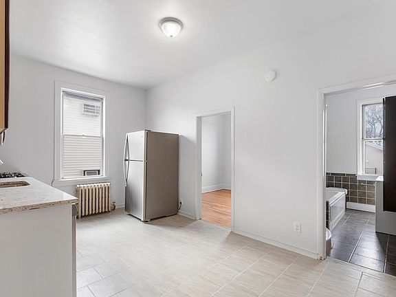 3rd image of 49 Wallis Ave #3