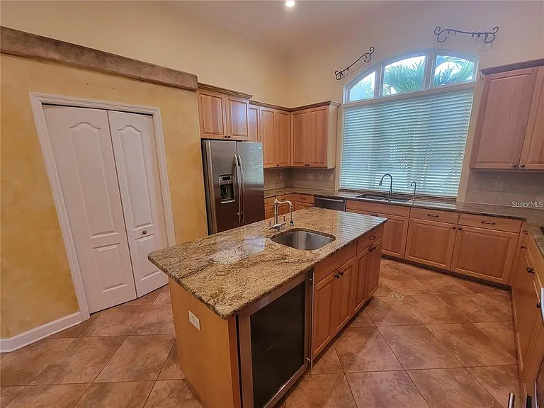10209 Thurston Groves Blvd — Photo 22