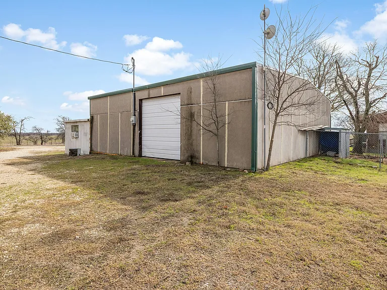 2275 County Road 127 — Photo 39