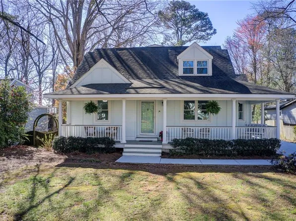 3433 Keswick Dr, Atlanta, GA 30341