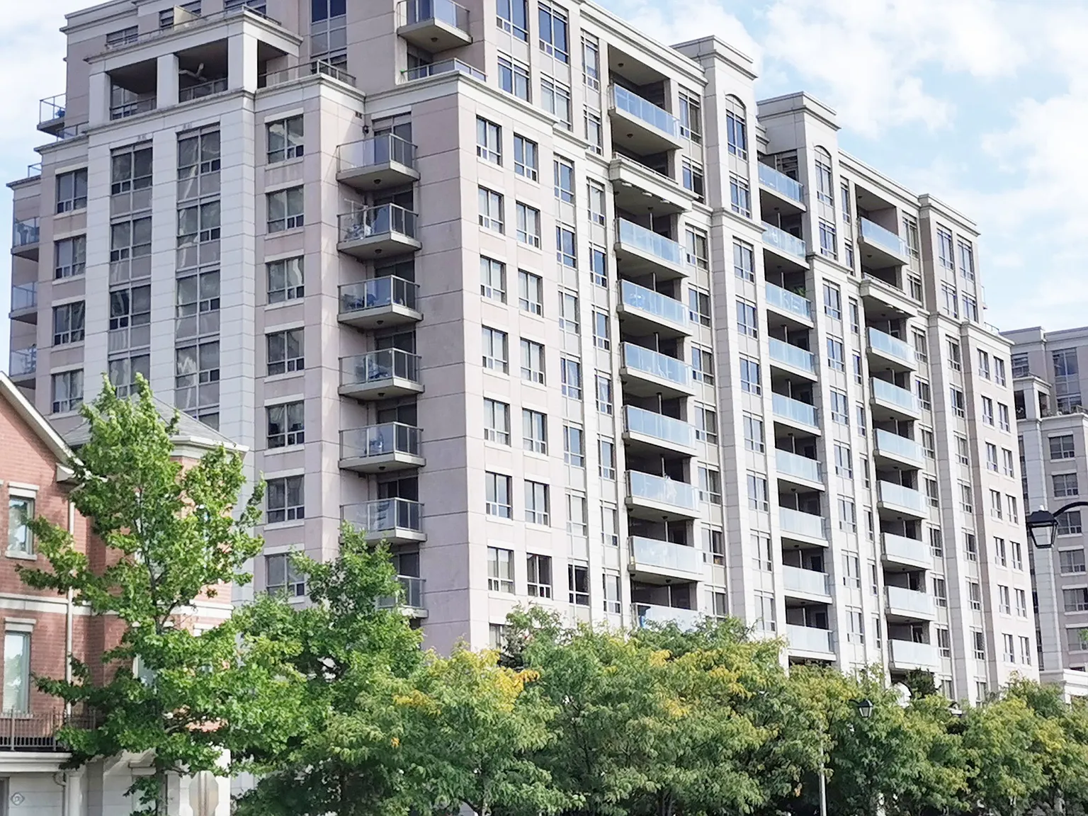 2 bed, $2,950 — Photo 1