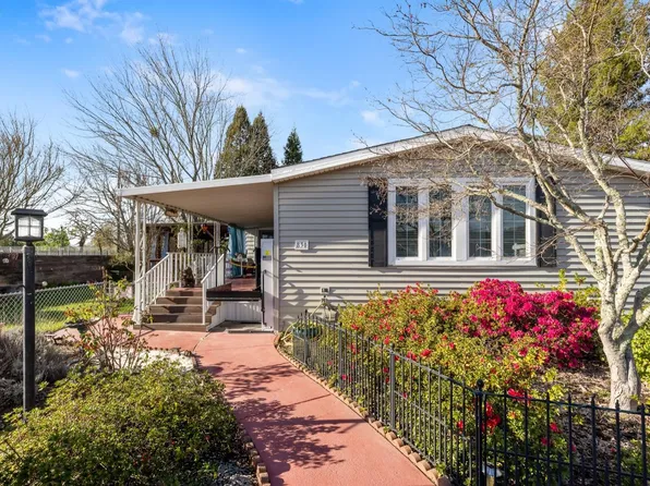 830 Joshua Drive, Windsor, CA 95492
