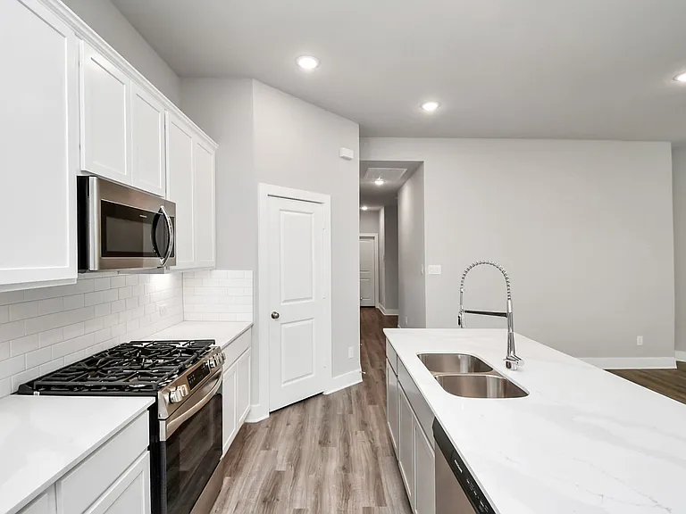 21014 Bay Village Dr #A — Photo 14