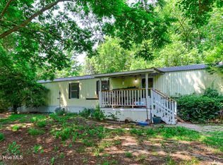 315 Messer Loop Road, Burgaw, NC 28425