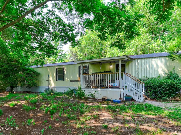 315 Messer Loop Road, Burgaw, NC 28425