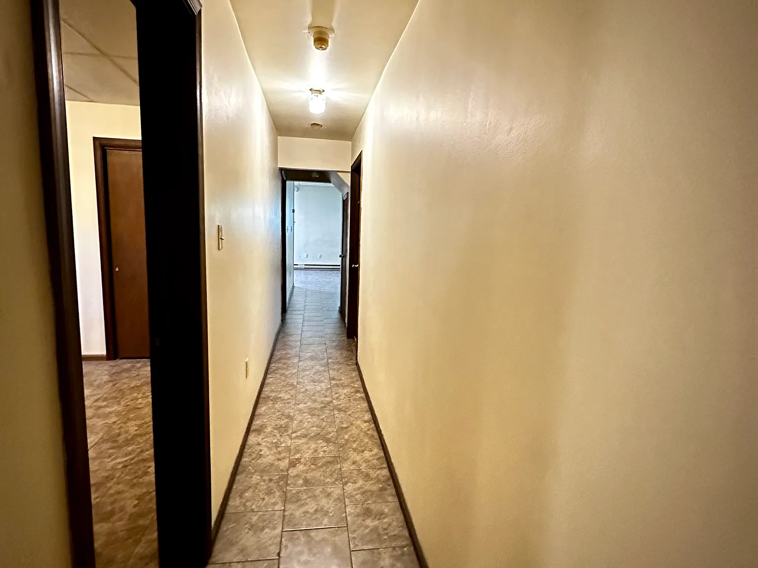 2 bed, 750 sqft, $1,425 — Photo 4