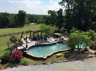 234 Stable Gate Dr, Campobello, SC 29322