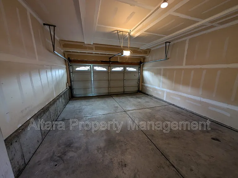 4848 Iron Horse Villas Point — Photo 14