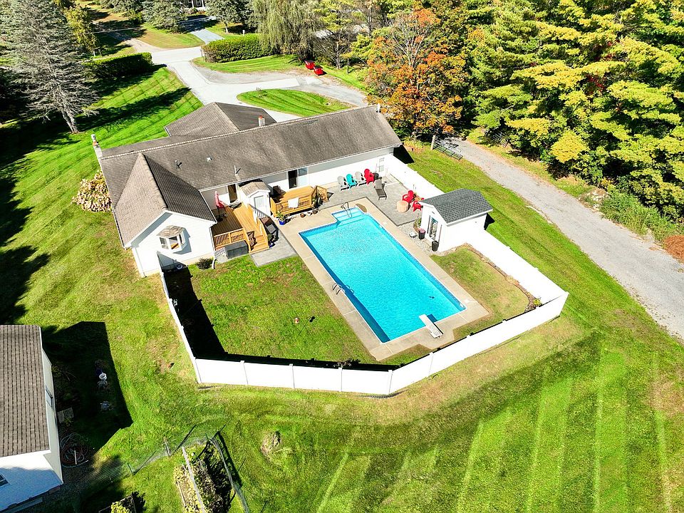 1st image of 724 Stone Bridge Rd