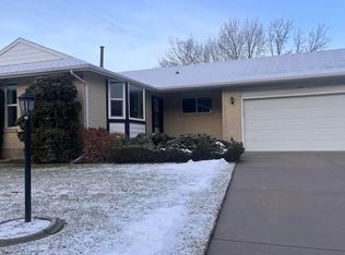 10148 S Roseboro Rd, Sandy, UT 84092