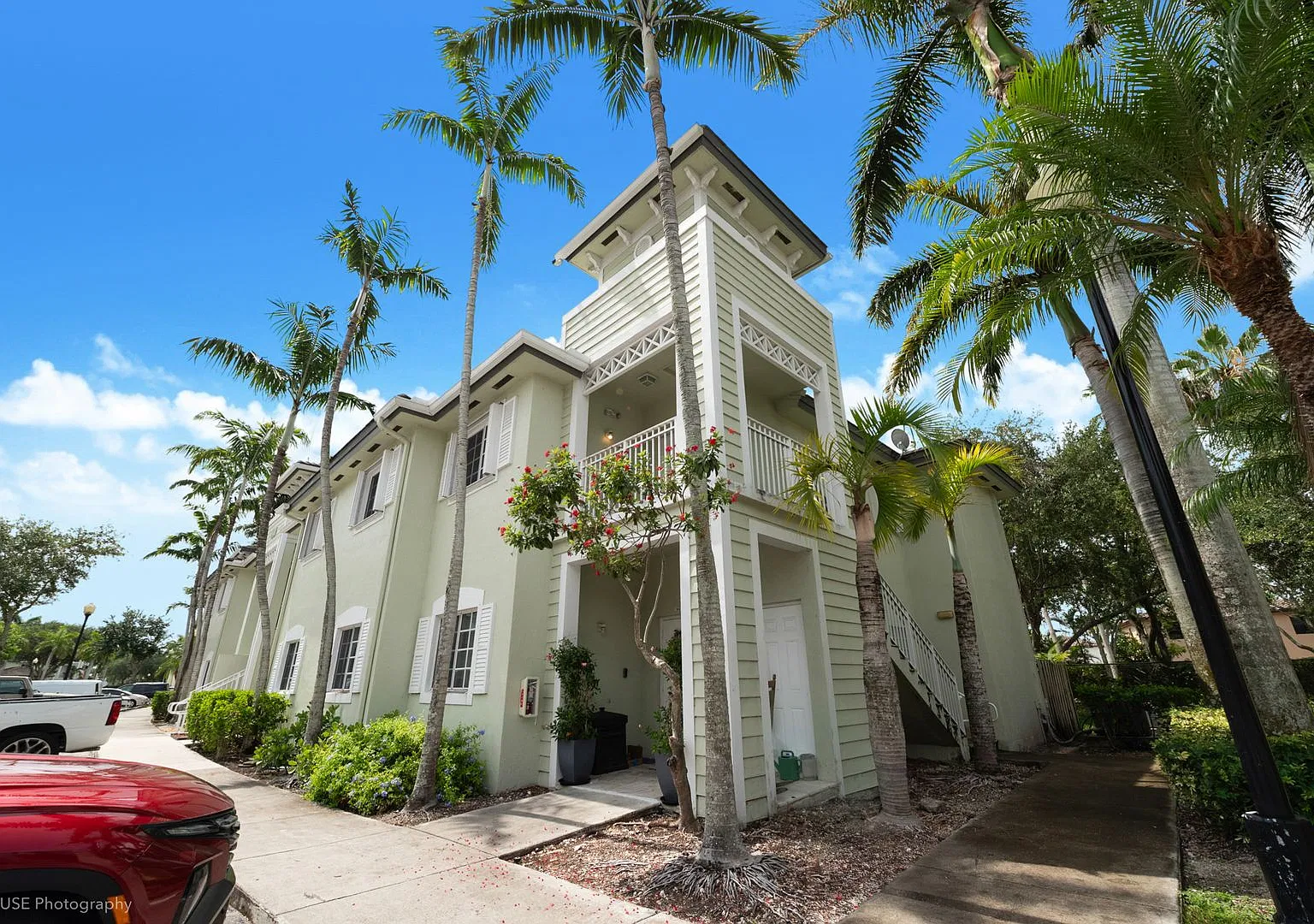 Modern 3 BR / 2 BA Condo in Gated Caribbean Isles Available Now! — Photo 1