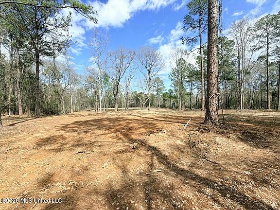 5th image of Antler Ridge Dr