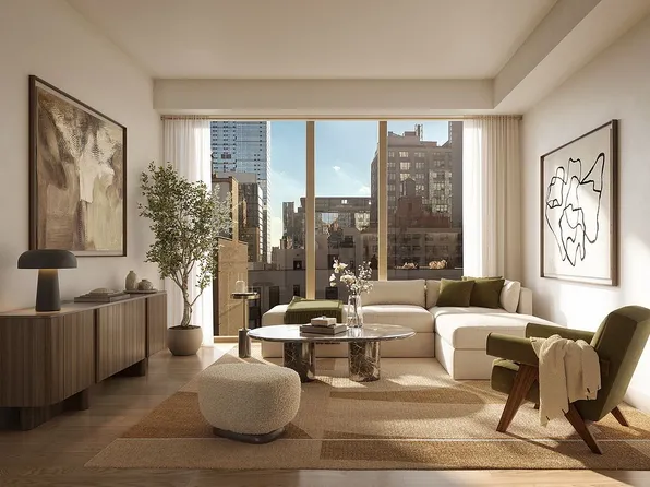 439 W 36th St #4B, New York, NY 10018