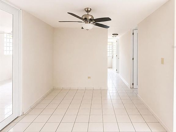 3rd image of 518 Calle Wito Morales Estancias Del Golf Clb
