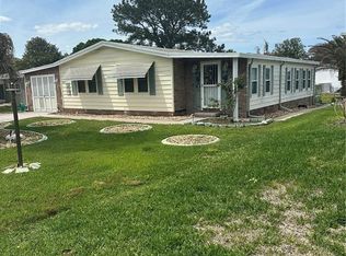 907 Orchid St, Lady Lake, FL 32159