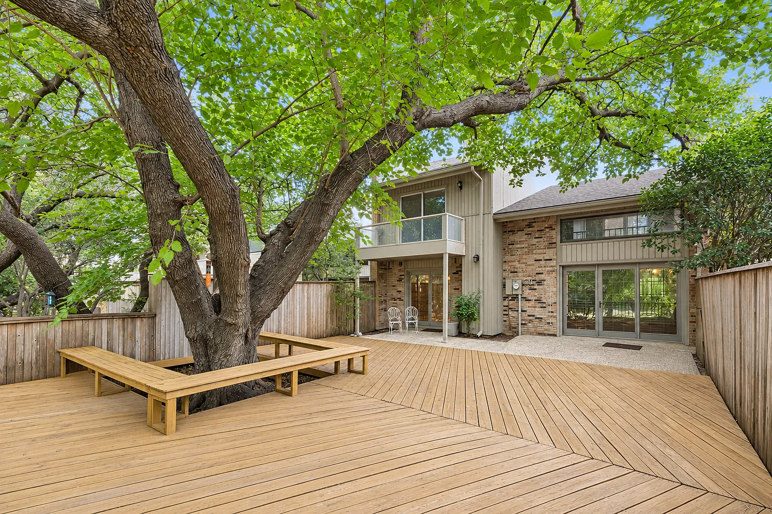 3 bed, 2.5 bath, 2192 sqft, $2,795 — Photo 4